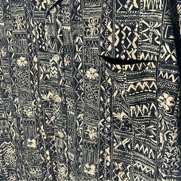 Cooke Street Honolulu Hawaiian Casual Button Down Floral Tribal Black Shirt XL - Picture 5 of 7